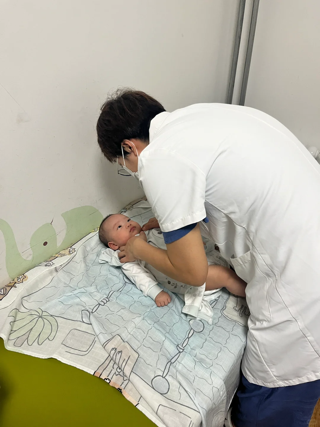 妇幼三月龄体检指南与代孕宝宝落户须知